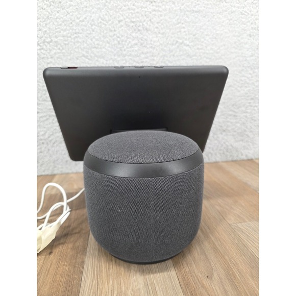 Amazon Echo Show 10 3rd Gen Smart Display with Alexa Charcoal - Picture 7 of 10